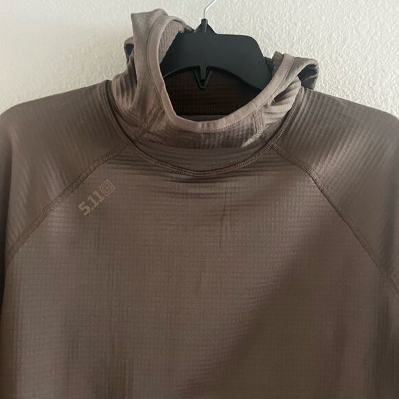 NEW 5.11 Tactical Men's SZ Small Brown Waffle Hoodie - Picture 4 of 15